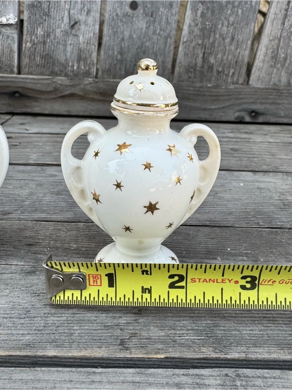 Noritake White Ceramic Star-Accented Salt & Pepper Shakers with Gold Trim